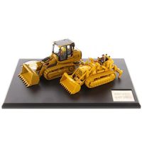 MAQUETTE CAT CHARGEUR SUR CHENILLES EVOLUTION SERIES (977 et 963K)
