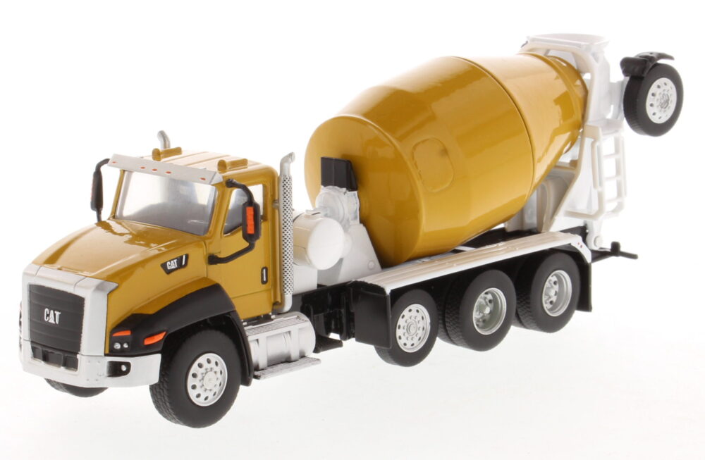 85632  CT660 MC NEILLUS CEEMENT MIXER